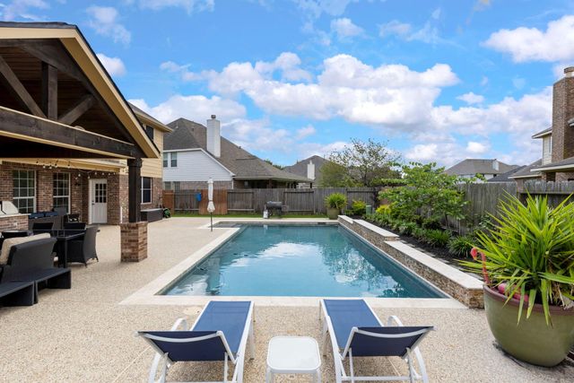 11027 Hilltop Park Lane, Cypress, TX 77433