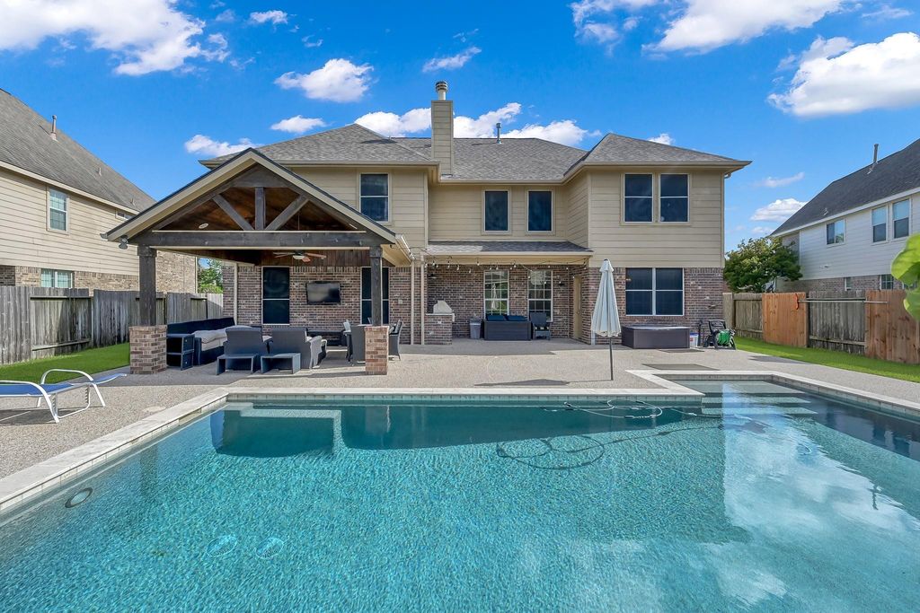 11027 Hilltop Park Lane, Cypress, TX 77433