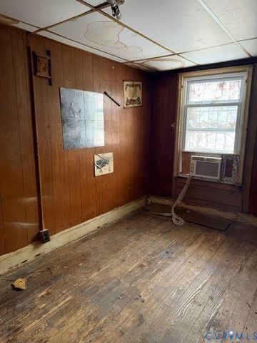 3112 P St, Churchville, VA 23223