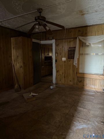 3112 P St, Churchville, VA 23223