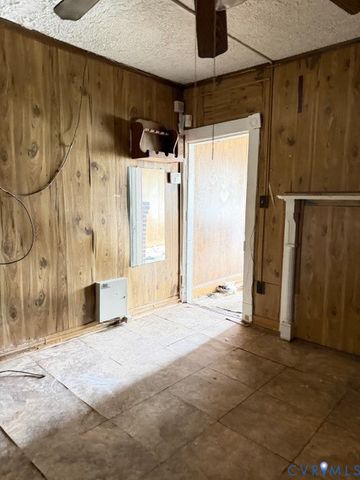 3112 P St, Churchville, VA 23223