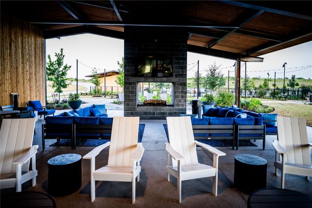 153 Summer Rain Way, Newark, TX 76071