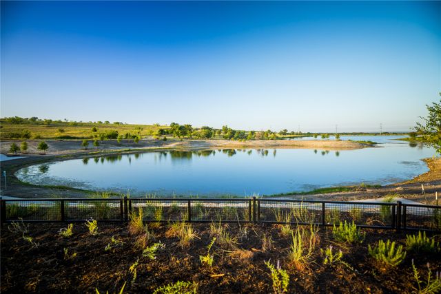 153 Summer Rain Way, Newark, TX 76071