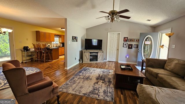 391 Maple Ridge Drive, Jackson, GA 30233