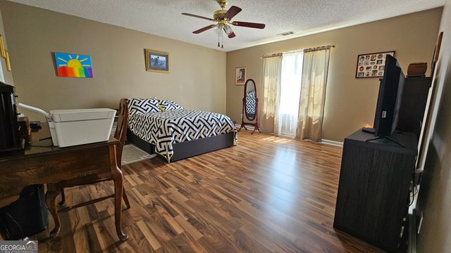 391 Maple Ridge Drive, Jackson, GA 30233