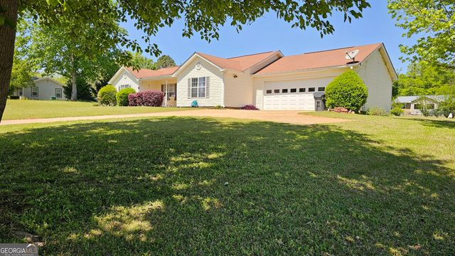 391 Maple Ridge Drive, Jackson, GA 30233