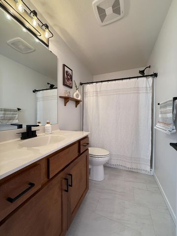 888 7th Avenue, Wanamingo, MN 55983