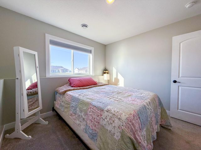 888 7th Avenue, Wanamingo, MN 55983