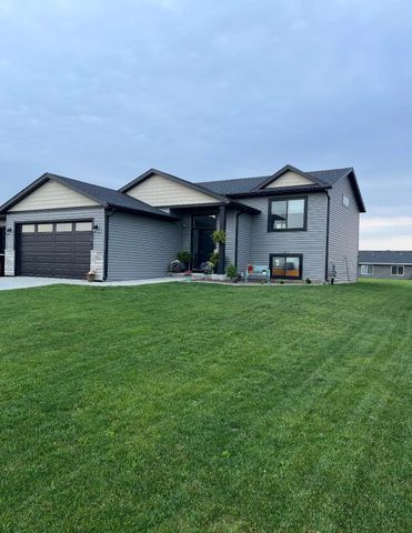 888 7th Avenue, Wanamingo, MN 55983