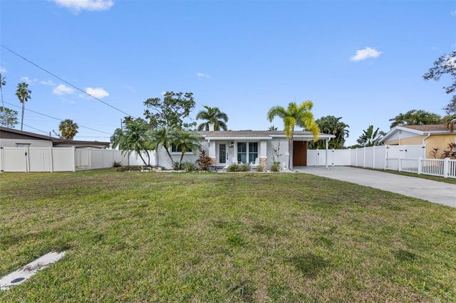 4681 CARSON STREET NE, St Petersburg, FL 33703