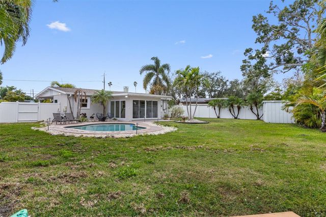 4681 CARSON STREET NE, St Petersburg, FL 33703