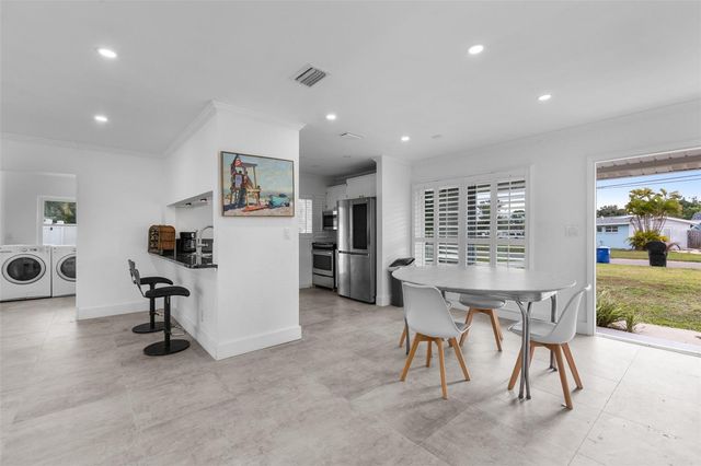 4681 CARSON STREET NE, St Petersburg, FL 33703