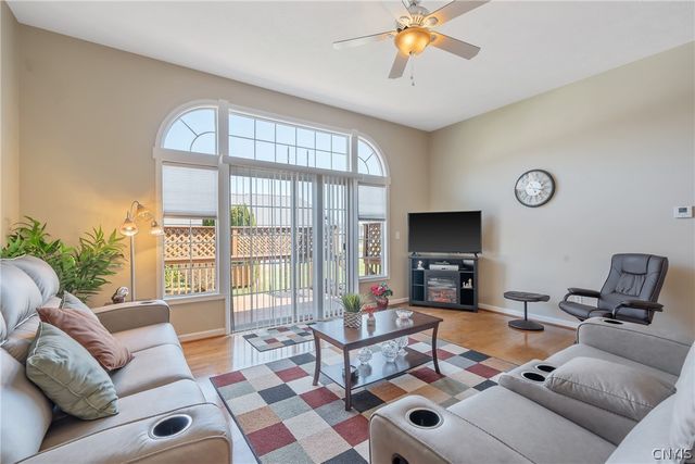 3668 Redhead Terrace, Clay, NY 13090