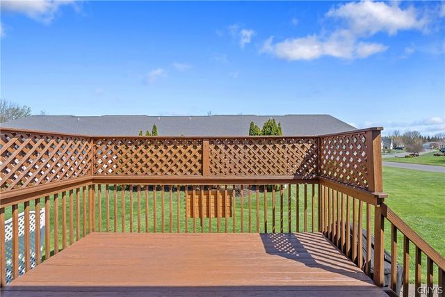 3668 Redhead Terrace, Clay, NY 13090