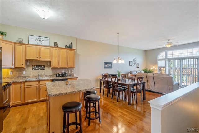 3668 Redhead Terrace, Clay, NY 13090