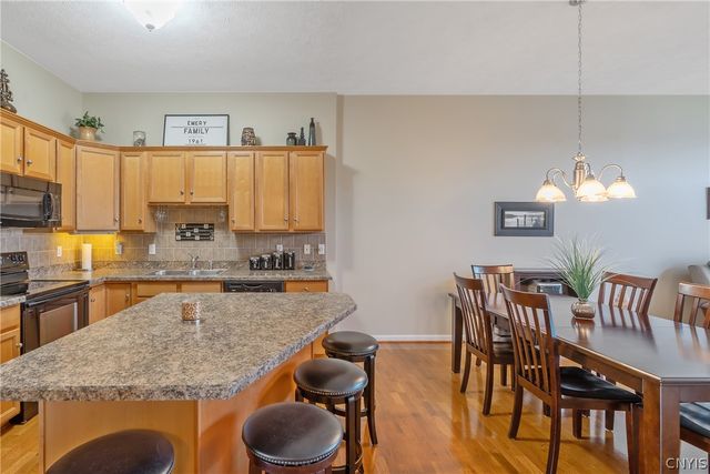 3668 Redhead Terrace, Clay, NY 13090