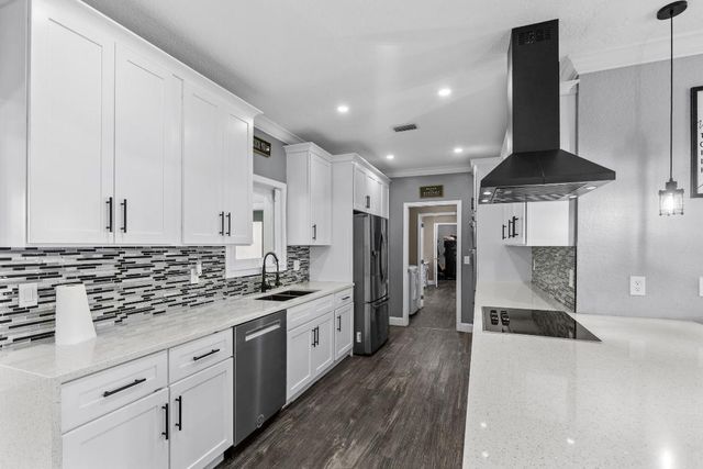 17975 89th Place N, The Acreage, FL 33470