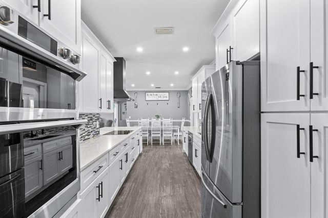 17975 89th Place N, The Acreage, FL 33470