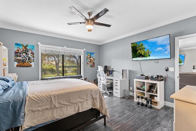 17975 89th Place N, The Acreage, FL 33470