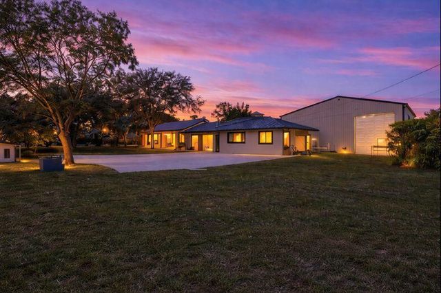 17975 89th Place N, The Acreage, FL 33470