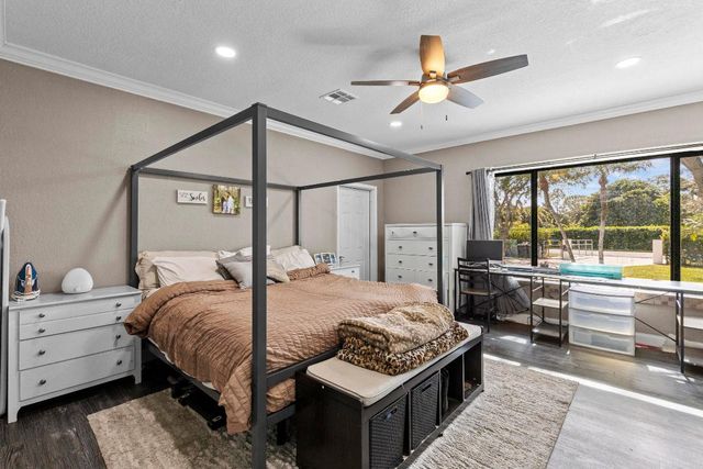 17975 89th Place N, The Acreage, FL 33470