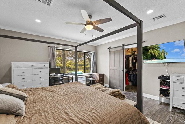 17975 89th Place N, The Acreage, FL 33470