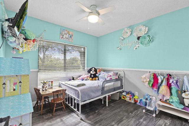 17975 89th Place N, The Acreage, FL 33470