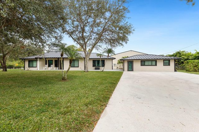 17975 89th Place N, The Acreage, FL 33470