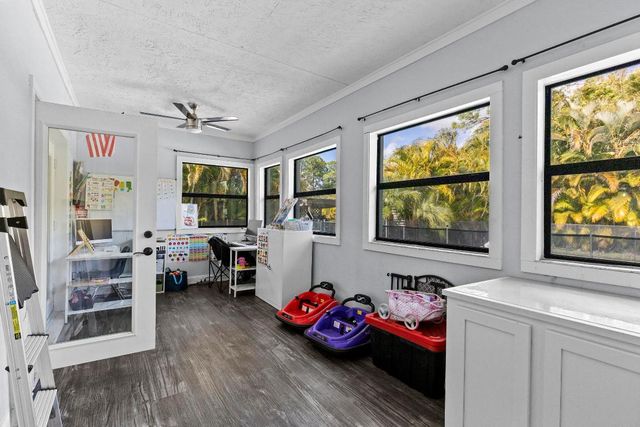 17975 89th Place N, The Acreage, FL 33470