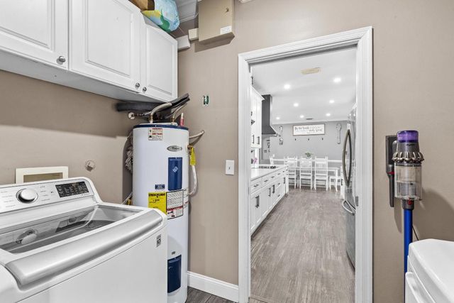 17975 89th Place N, The Acreage, FL 33470