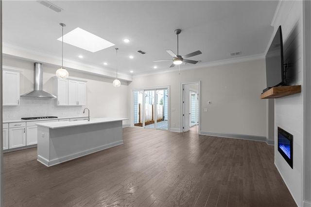 648 Stickley Oak Way, Woodstock, GA 30189