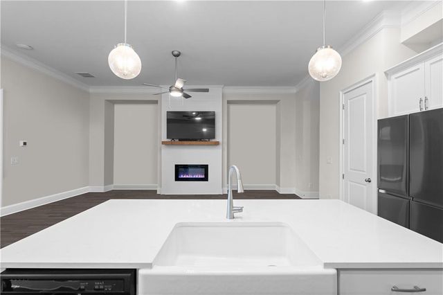 648 Stickley Oak Way, Woodstock, GA 30189