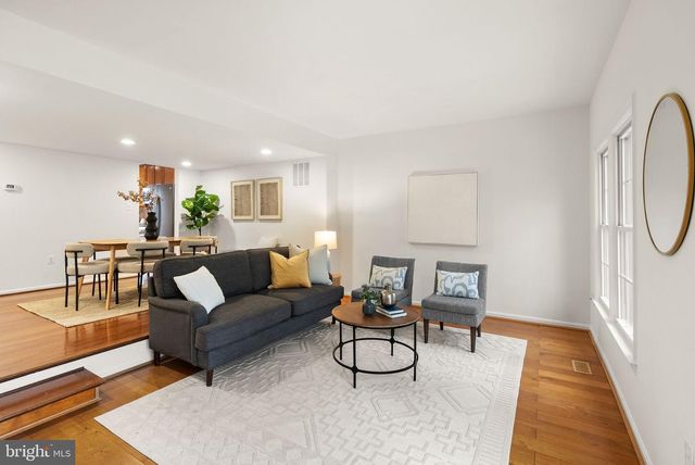 3203 FOOTHILL ST, Woodbridge, VA 22192