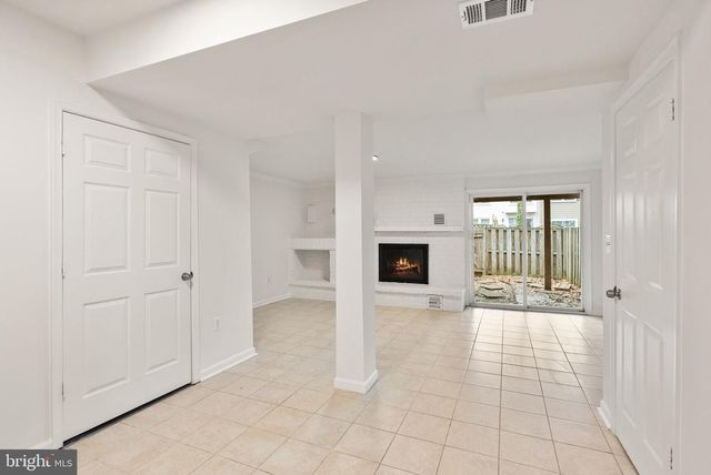 3203 FOOTHILL ST, Woodbridge, VA 22192