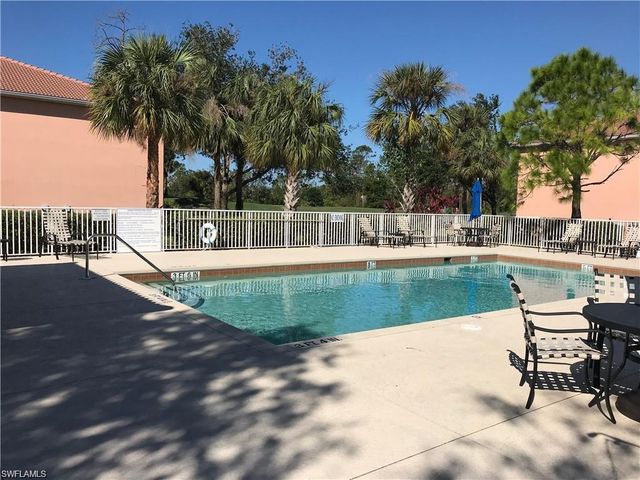 3425 Grand Cypress DR 102, Naples, FL 34119