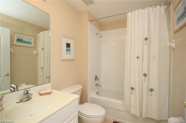3425 Grand Cypress DR 102, Naples, FL 34119