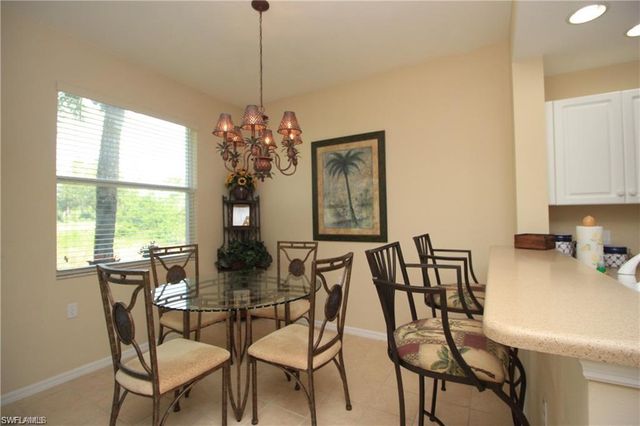 3425 Grand Cypress DR 102, Naples, FL 34119