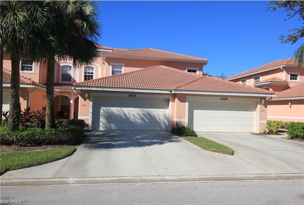 3425 Grand Cypress DR 102, Naples, FL 34119
