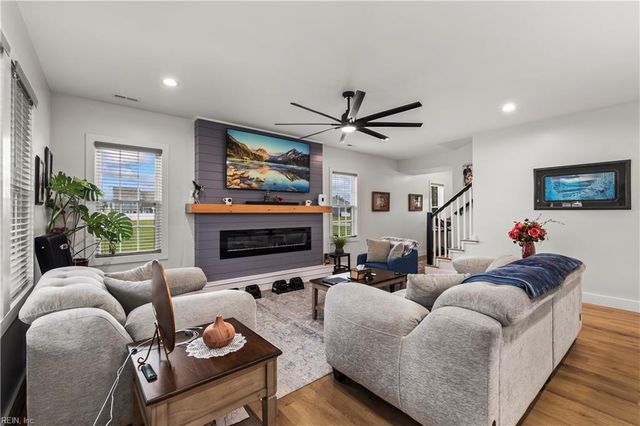 100 Chancey DR, Elizabeth City, NC 27909