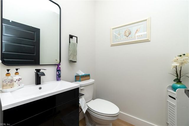 100 Chancey DR, Elizabeth City, NC 27909