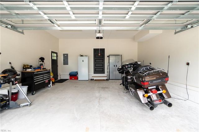 100 Chancey DR, Elizabeth City, NC 27909