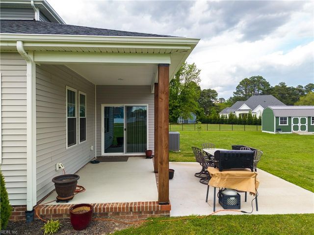 100 Chancey DR, Elizabeth City, NC 27909