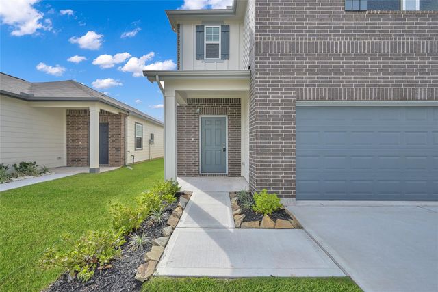 587 Firemoon Street, Conroe, TX 77316