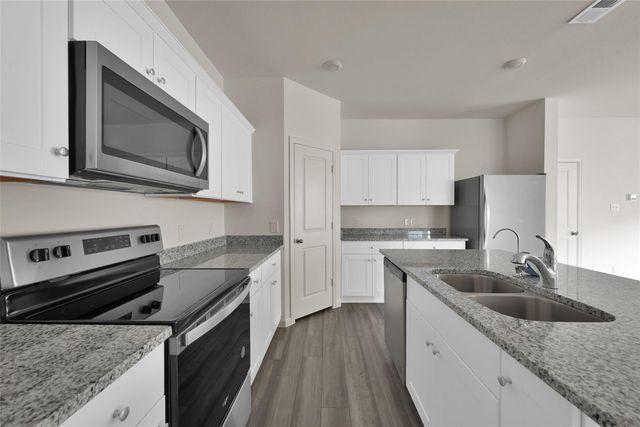 587 Firemoon Street, Conroe, TX 77316