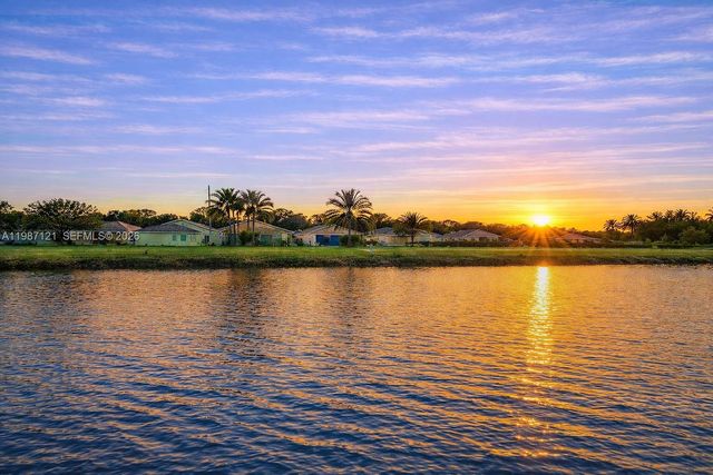 20704 SW 103rd Pl 20704, Cutler Bay, FL 33189