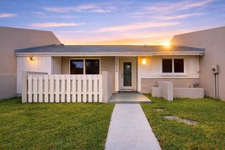 20704 SW 103rd Pl 20704, Cutler Bay, FL 33189