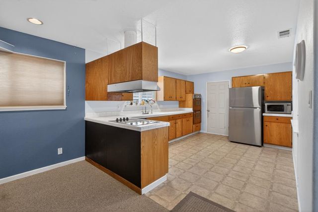 7213 Coronet Ct, Citrus Heights, CA 95621