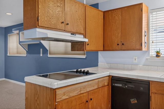 7213 Coronet Ct, Citrus Heights, CA 95621