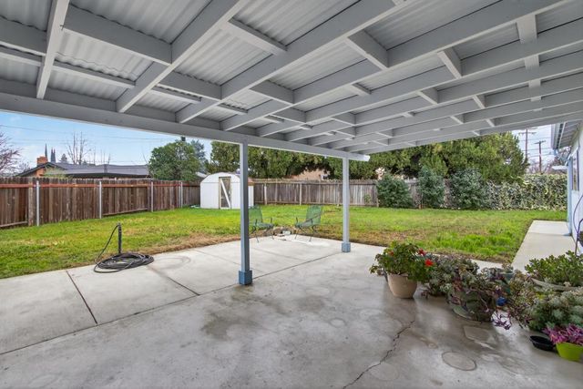7213 Coronet Ct, Citrus Heights, CA 95621
