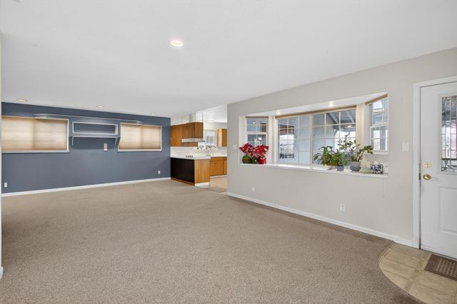 7213 Coronet Ct, Citrus Heights, CA 95621